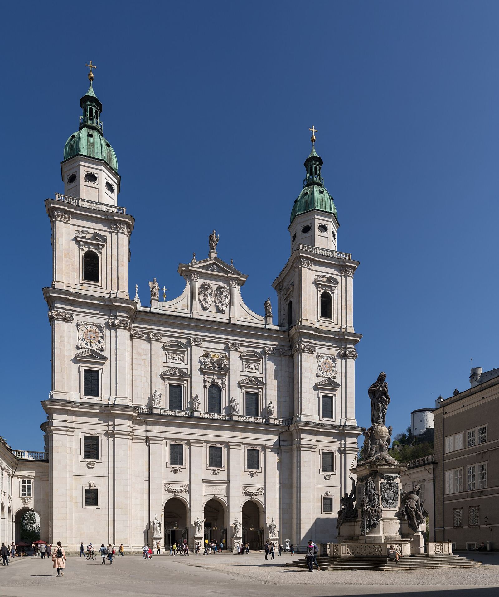 Fachada barroca de la Catedral de Salzburgo